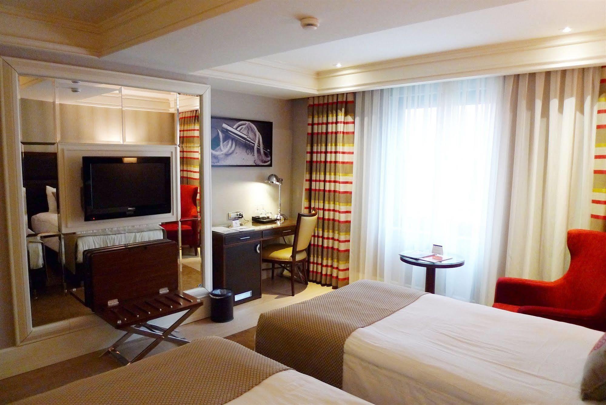 Titanic Comfort Sisli Istanbulská provincie Exteriér fotografie